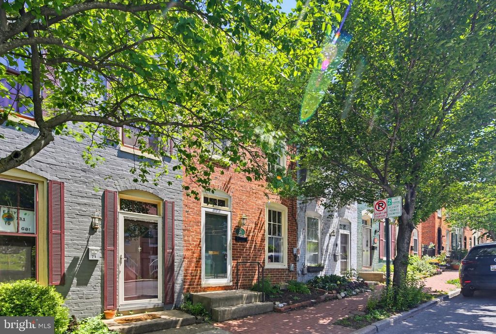 26 S BENTZ ST, Frederick, MD 21701