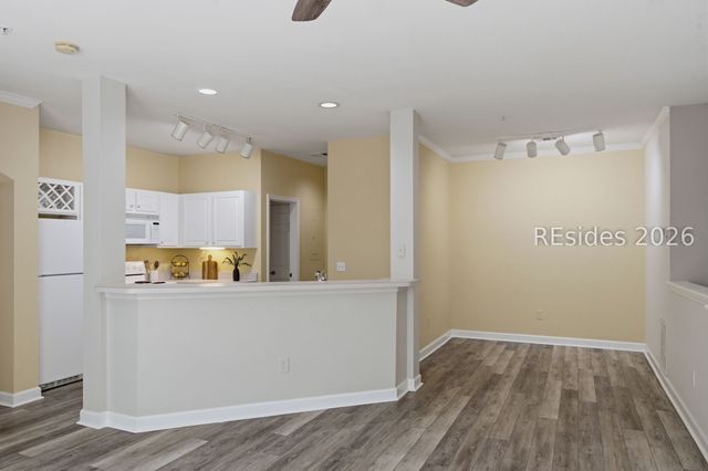 4 Indigo Run Dr Apt 2810, Hilton Head Island, SC 29926
