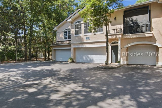 4 Indigo Run Dr Apt 2810, Hilton Head Island, SC 29926