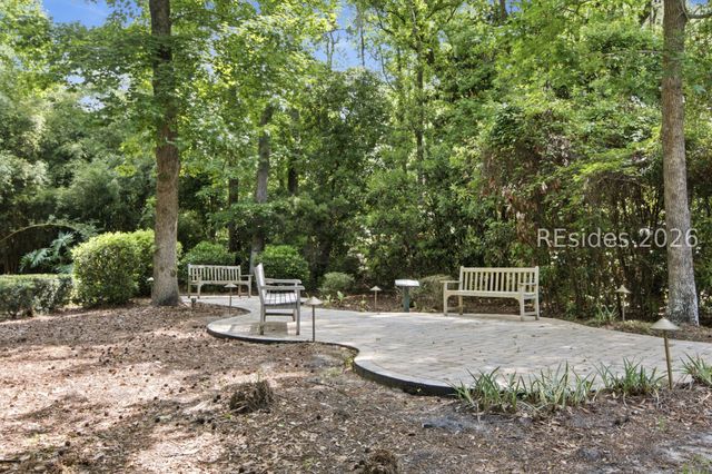 4 Indigo Run Dr Apt 2810, Hilton Head Island, SC 29926