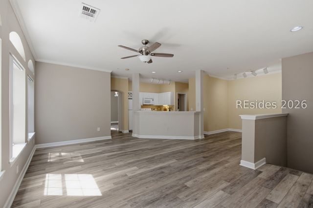 4 Indigo Run Dr Apt 2810, Hilton Head Island, SC 29926