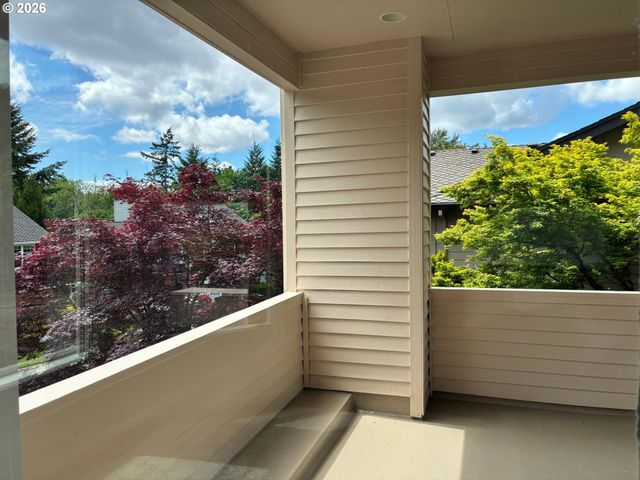 1924 Nw NORFOLK Ct, Portland, OR 97229