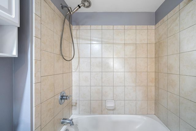 1400 Limahana Cir Apt 301, Lahaina, HI 96761