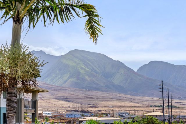 1400 Limahana Cir Apt 301, Lahaina, HI 96761