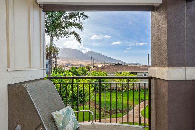 1400 Limahana Cir Apt 301, Lahaina, HI 96761