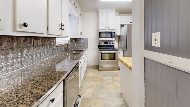 3409 AUBURN ROAD, Huntington, WV 25704