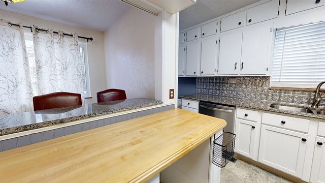 3409 AUBURN ROAD, Huntington, WV 25704