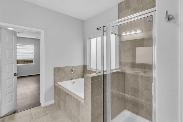 5327 Cj Walker Lane, Houston, TX 77048