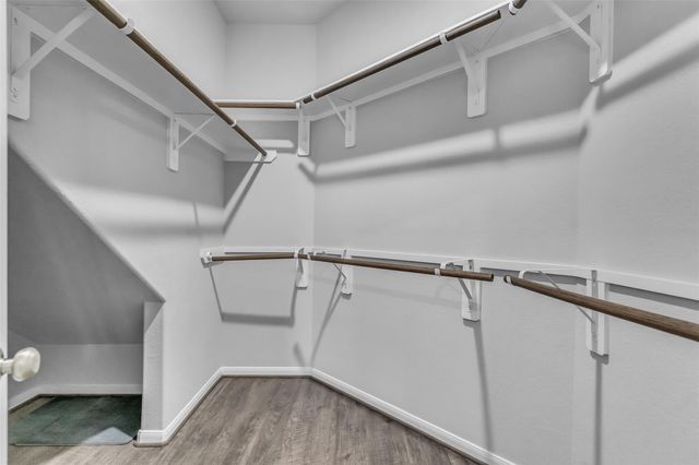 5327 Cj Walker Lane, Houston, TX 77048