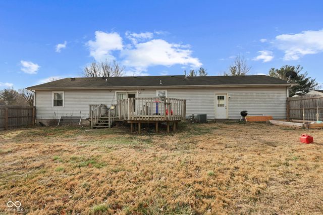 1053 W Private Road 660 N, Brazil, IN 47834