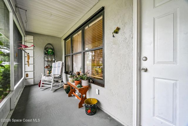 932 Starflower Avenue, Sebastian, FL 32958