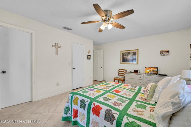 932 Starflower Avenue, Sebastian, FL 32958