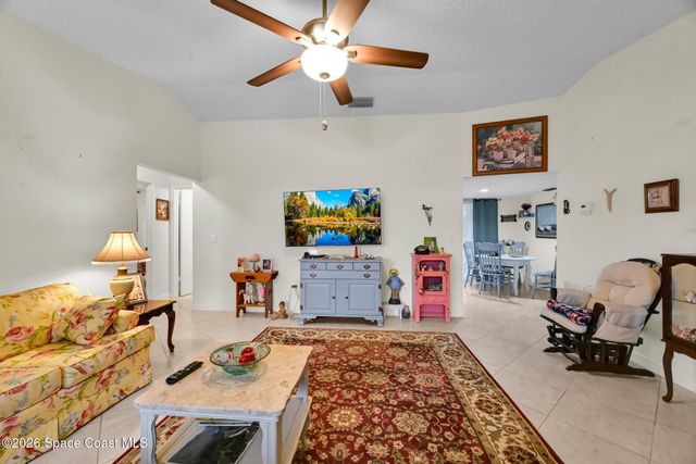 932 Starflower Avenue, Sebastian, FL 32958