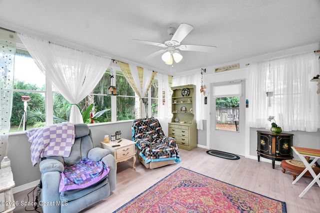 932 Starflower Avenue, Sebastian, FL 32958