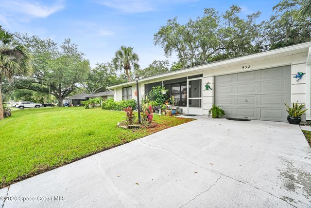 932 Starflower Avenue, Sebastian, FL 32958