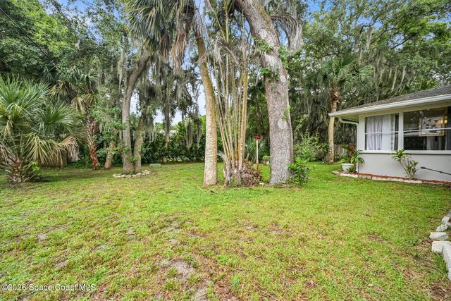 932 Starflower Avenue, Sebastian, FL 32958
