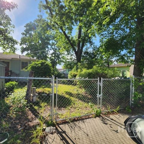 908 Bowden Street, Savannah, GA 31415