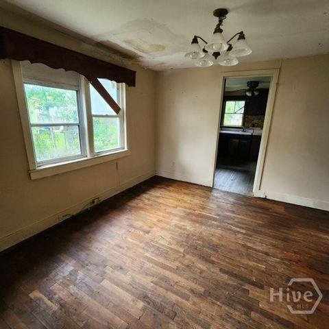 908 Bowden Street, Savannah, GA 31415