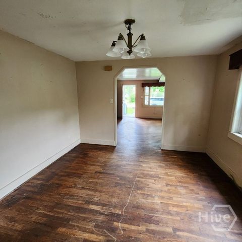 908 Bowden Street, Savannah, GA 31415