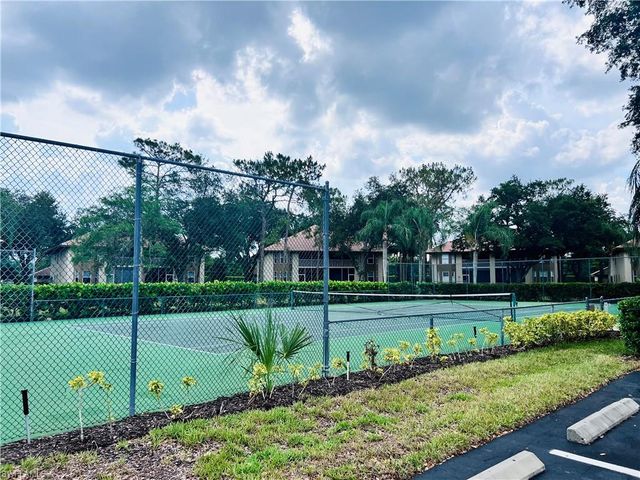 8073 Panther TRL 1404, Naples, FL 34113