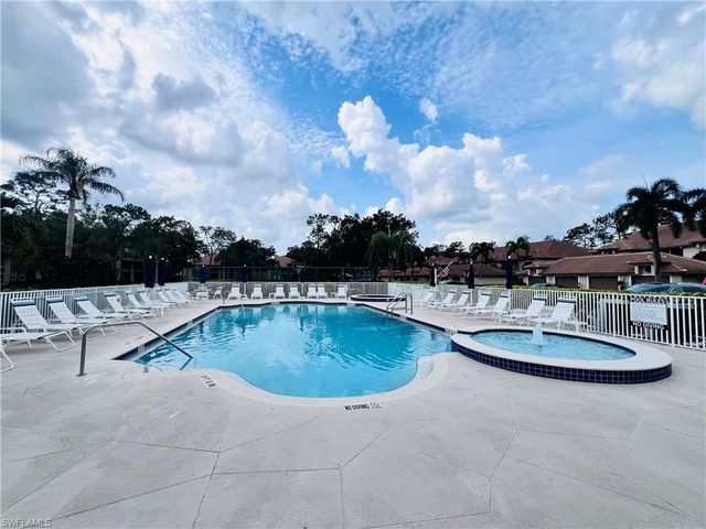 8073 Panther TRL 1404, Naples, FL 34113