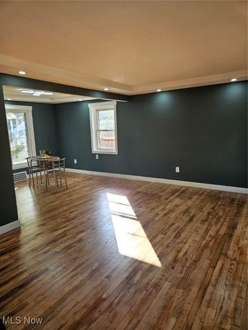 22000 Kennison Avenue, Euclid, OH 44123