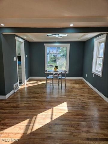 22000 Kennison Avenue, Euclid, OH 44123