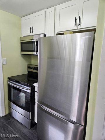 22000 Kennison Avenue, Euclid, OH 44123