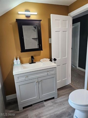 22000 Kennison Avenue, Euclid, OH 44123