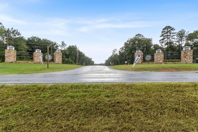 138 Cattle Haven Way, New Waverly, TX 77358