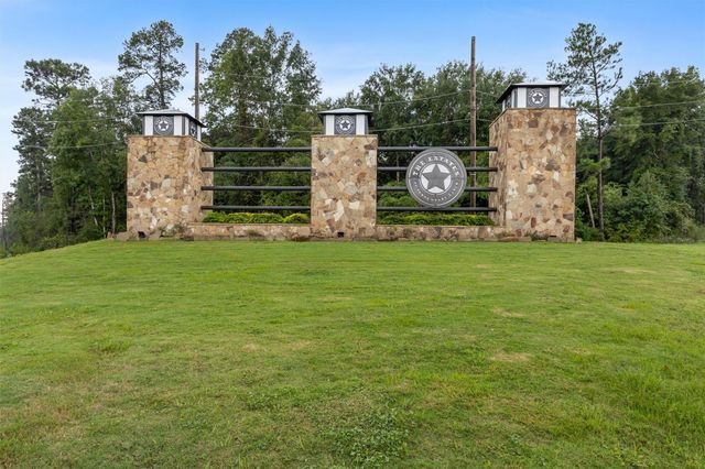 138 Cattle Haven Way, New Waverly, TX 77358