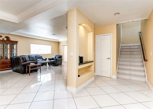 4326 Clara, Cudahy, CA 90201