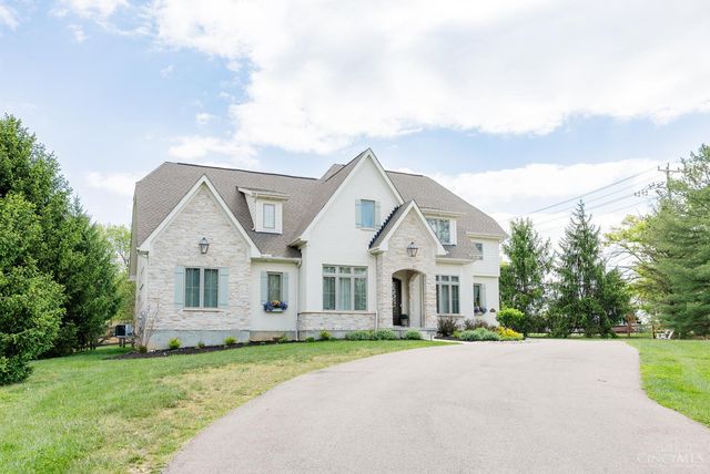 9815 Humphrey Road, Symmes Twp, OH 45242