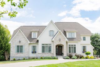 9815 Humphrey Road, Symmes Twp, OH 45242