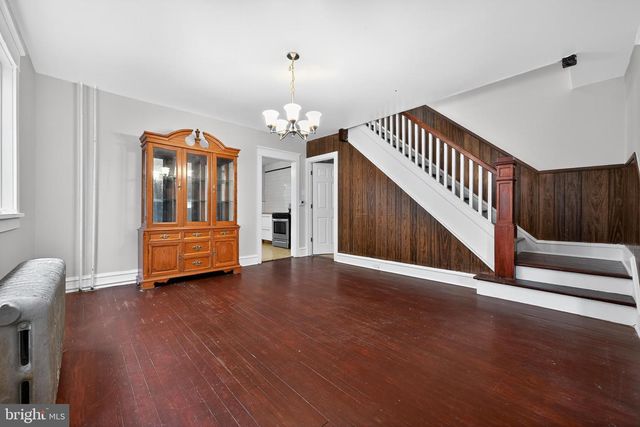 29 E FREEDLEY ST, Norristown, PA 19401