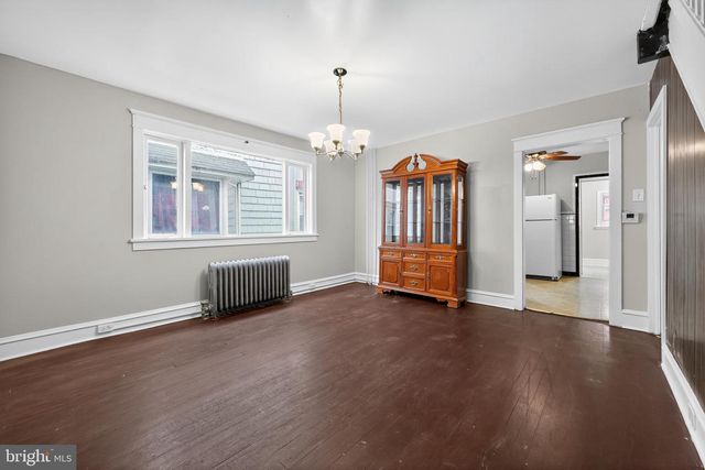 29 E FREEDLEY ST, Norristown, PA 19401