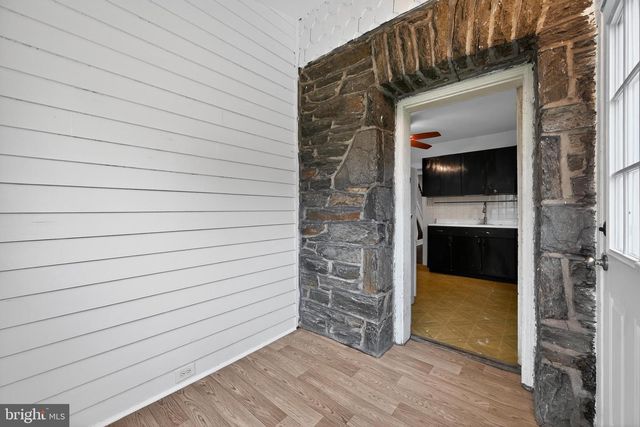 29 E FREEDLEY ST, Norristown, PA 19401