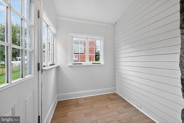 29 E FREEDLEY ST, Norristown, PA 19401