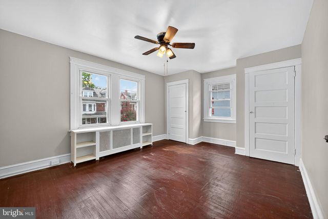 29 E FREEDLEY ST, Norristown, PA 19401