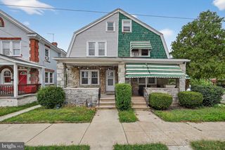 29 E FREEDLEY ST, Norristown, PA 19401