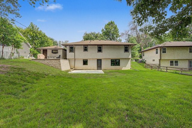 6535 Berkshire Lane N, Maple Grove, MN 55311
