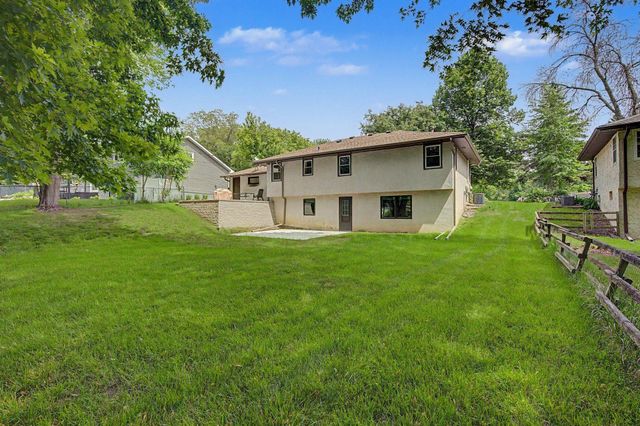 6535 Berkshire Lane N, Maple Grove, MN 55311