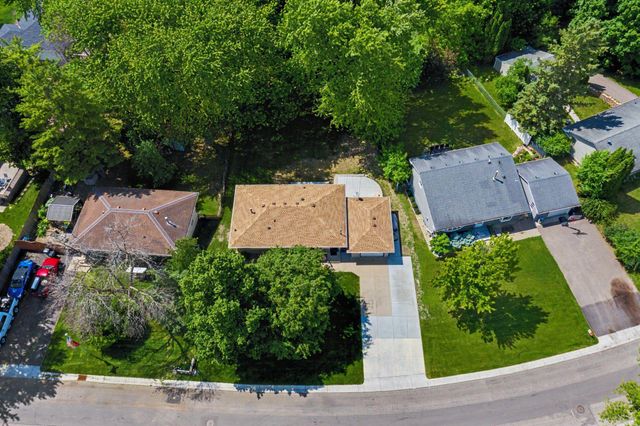 6535 Berkshire Lane N, Maple Grove, MN 55311