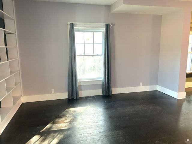 112 S Martin Luther King Jr Drive, Manhattan, KS 66502