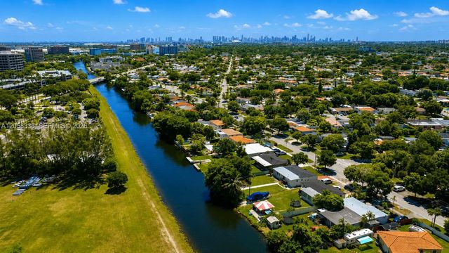 6361 Tamiami Canal Rd, Miami, FL 33126