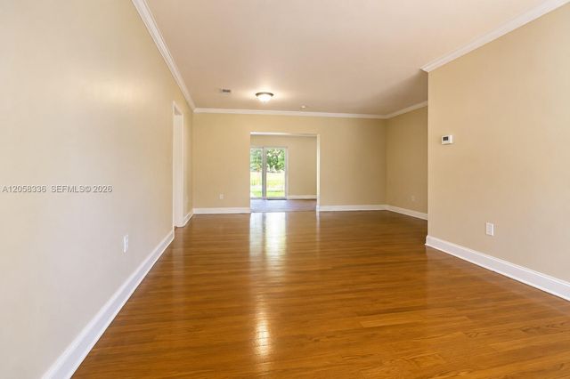 6361 Tamiami Canal Rd, Miami, FL 33126