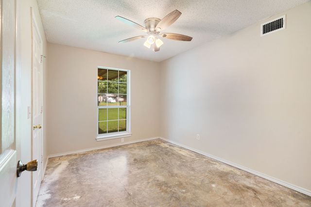 4405 County Road 42600, Paris, TX 75462