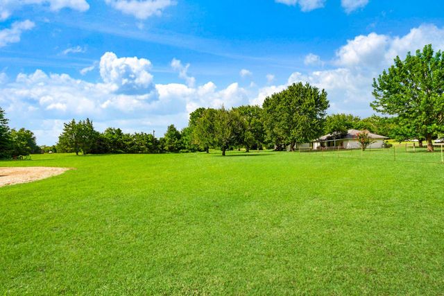 4405 County Road 42600, Paris, TX 75462