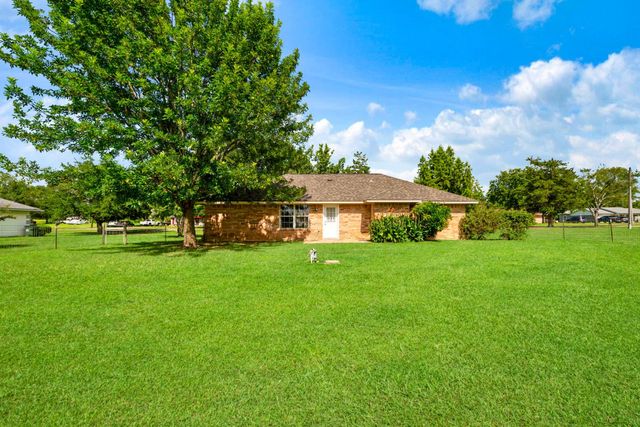 4405 County Road 42600, Paris, TX 75462