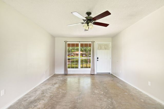 4405 County Road 42600, Paris, TX 75462